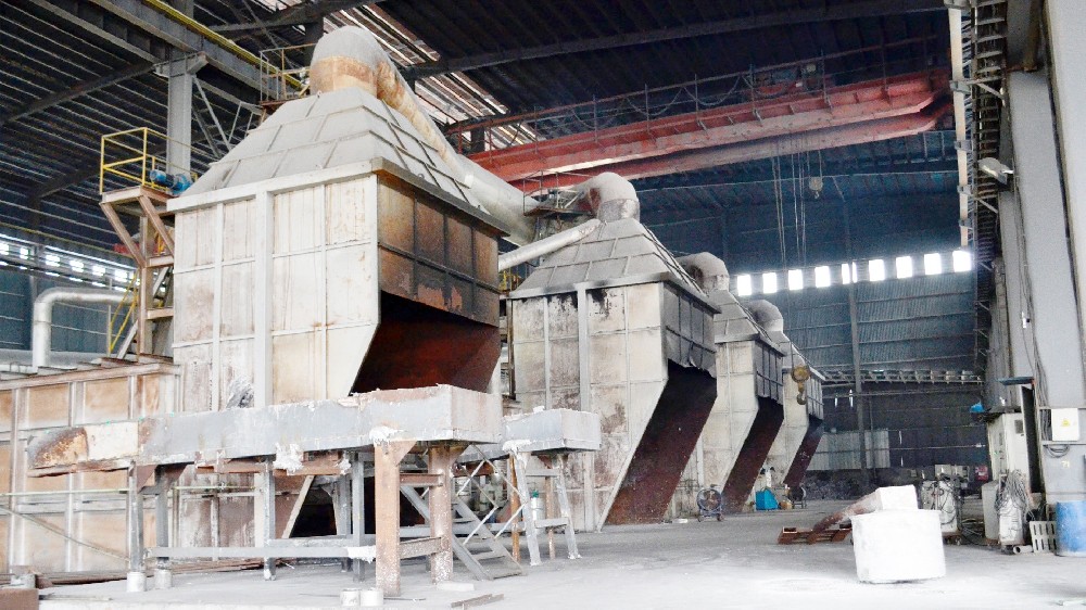 為什么每天鋁電解槽都在往外取電解質(zhì)？背后的原因是......