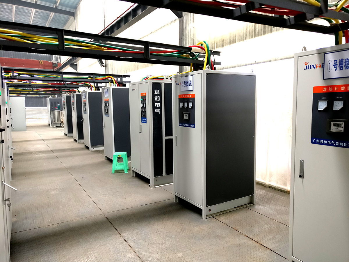 鑫佳盛鋁業(yè)氧化車(chē)間